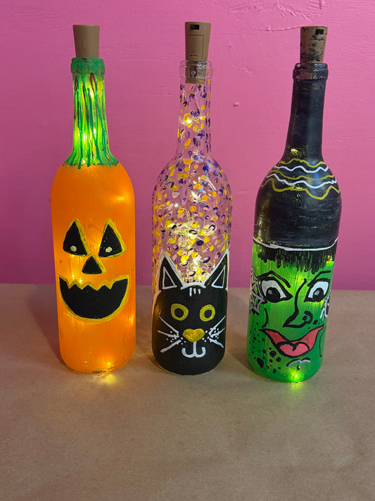 Paint a Spooky Halloween Wine Bottle with twinkle lights - FREE MYSTERY BAG